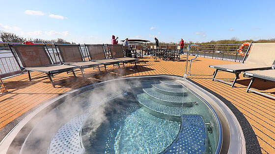 Flusskreuzfahrtschiff MS Alisa: kleiner Pool
