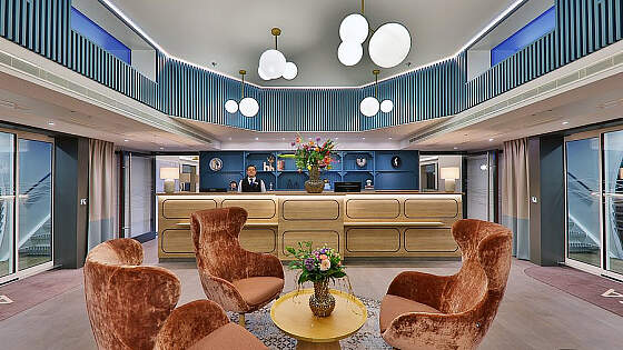 Flusskreuzfahrtschiff MS Alisa: Rezeption - Foyer