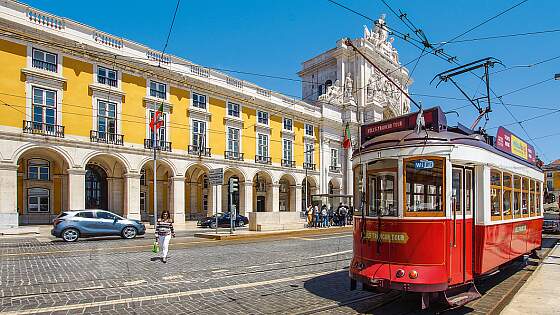 Portugal: Electricos - Straßenbahn in Lissabon