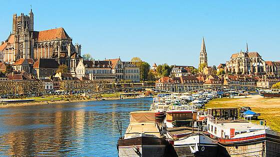 Burgund: Stadt Auxerre in Frankreich