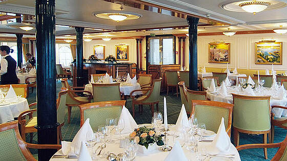 Sea Cloud 2: Restaurant