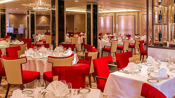 Queen Mary 2: Queens Grill Restaurant