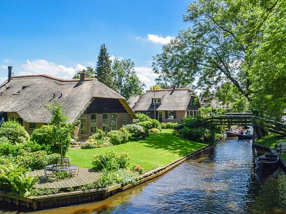 Niederlande, Overijsel: Kanäle in Giethoorn