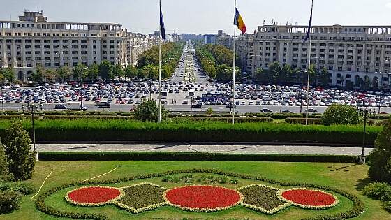 Bukarest: Platz vor dem Parlament