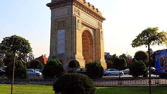 Rumänien, Bukarest: Triumphbogen