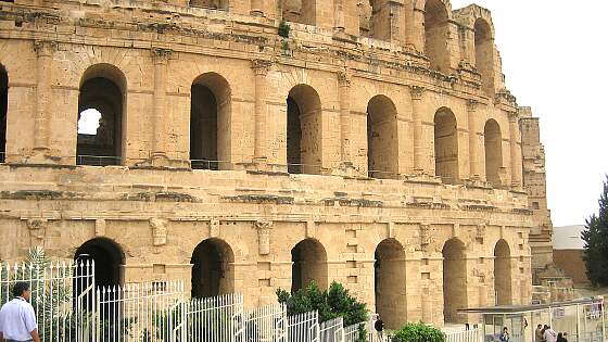 Amphitheater El Djem außen