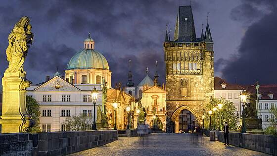 Tschechien: Karlsbrücke in Prag