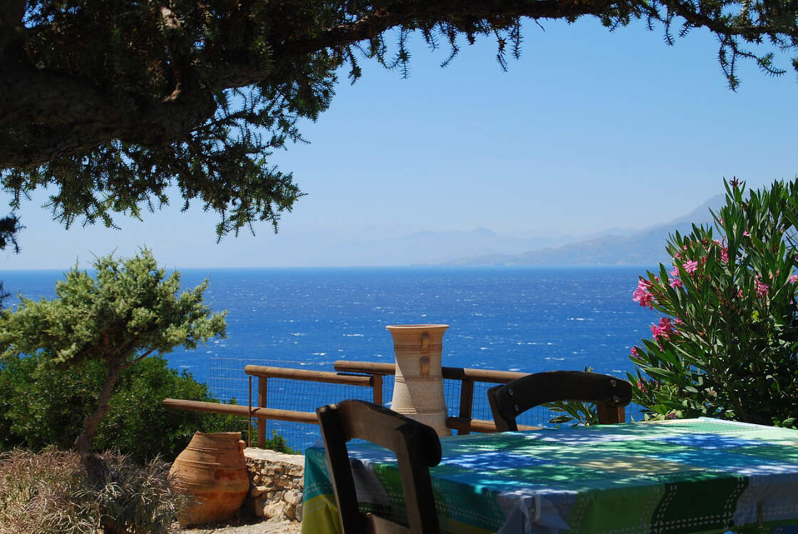 Taverne in Griechenland am Meer