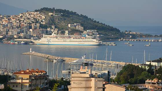 Türkische Ägäis: Hafen von Kusadasi