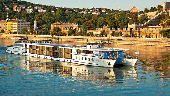Flusskatamaran MS Primadonna