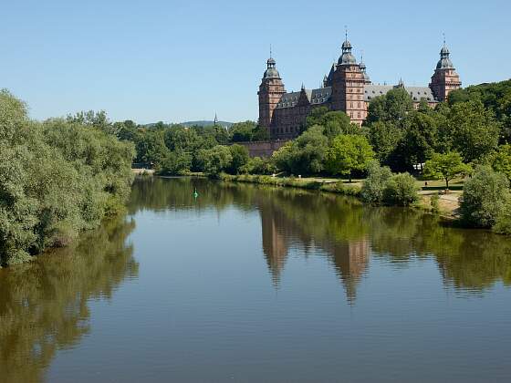 Aschaffenburg: Schloss Johannisburg am Main