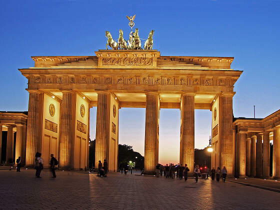 Berlin: Brandenburger Tor mit Quadriga