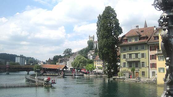 Luzern, Schweiz: die Reuss mit Kapellbrücke