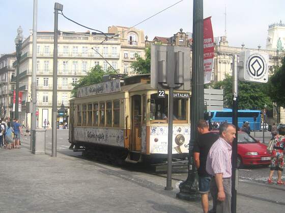 Nordportugal: Electrico (Straßenbahn) in Porto