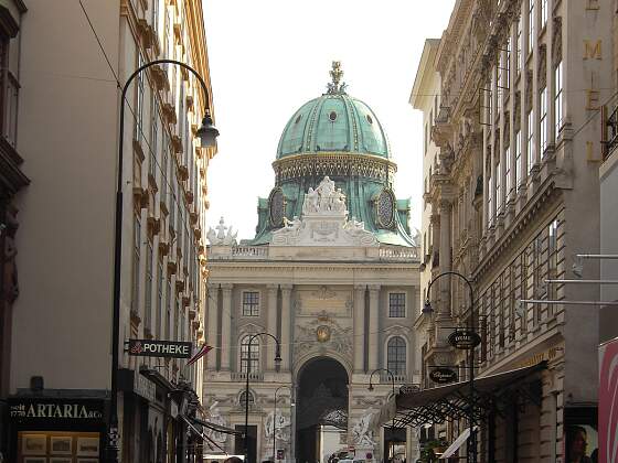 Wien: Kohlmarkt mit Blick auf die Hofburg