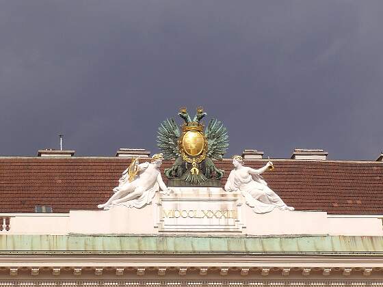 Wien: Palais Pallavicini am Josefsplatz - Wappen