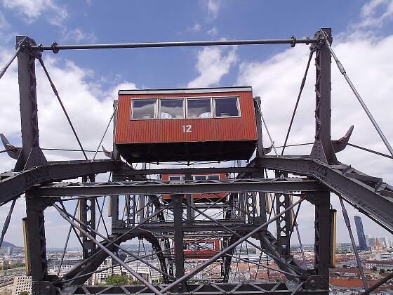Wien: Wagon im Wiener Riesenrad im Prater