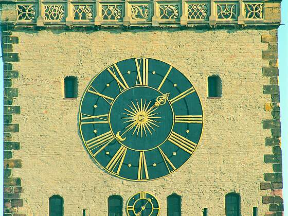 Uhren auf dem Altpörtel in Speyer