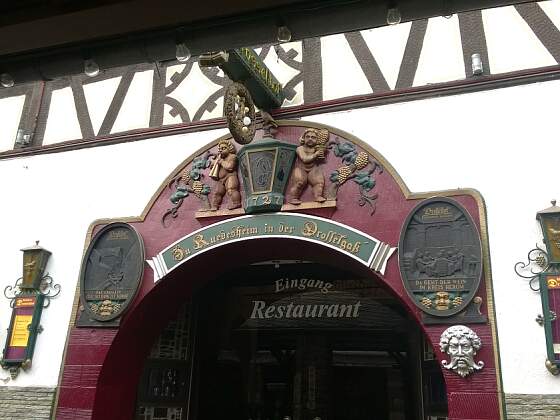 Weinlokal auf der Drosselgasse in Rüdesheim