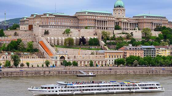 Budapest, Ungarn:  Burgpalast im Stadtteil Buda