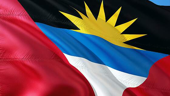 Flagge von Antigua und Barbuda