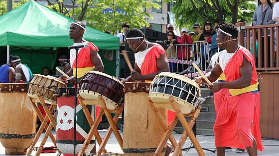 Straßenmusiker in Addis Abeba, Äthiopien