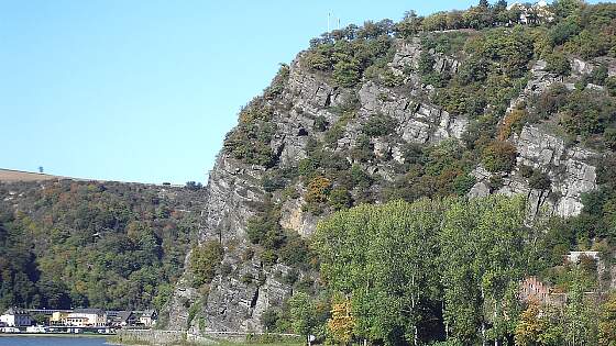 am Rhein: Loreley Felsen