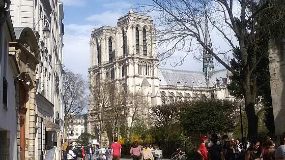 Blick auf die Kathedrale Notre-Dame Paris