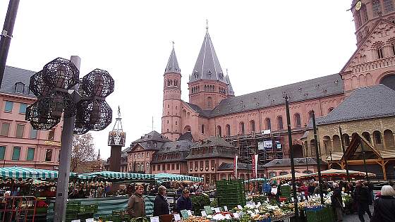 Markt vor dem Mainzer Dom in Mainz