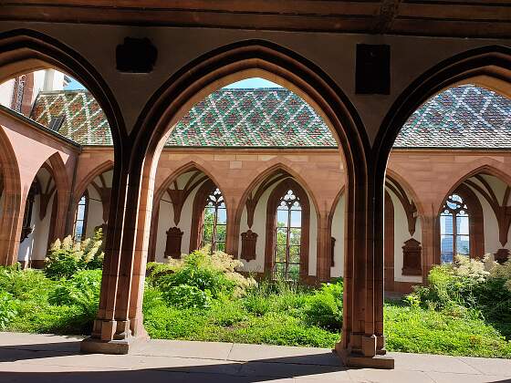 Kreuzgang im Basler Münster in Basel, Schweiz