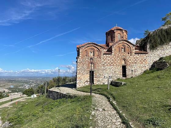 Berat, Albanien: Kirche der Heiligen Dreifaltigkeit