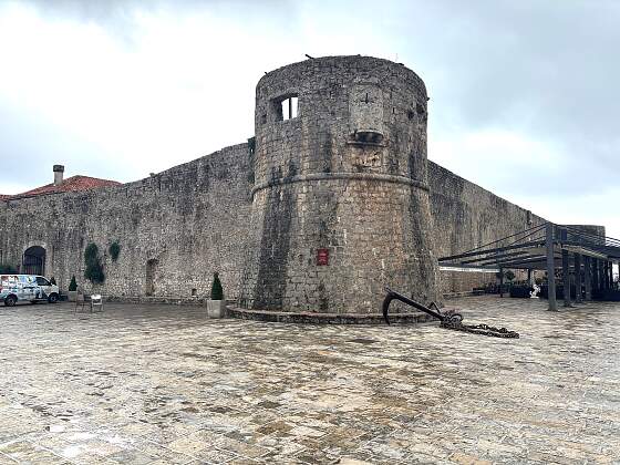 alte Stadtmauer, Montenegro