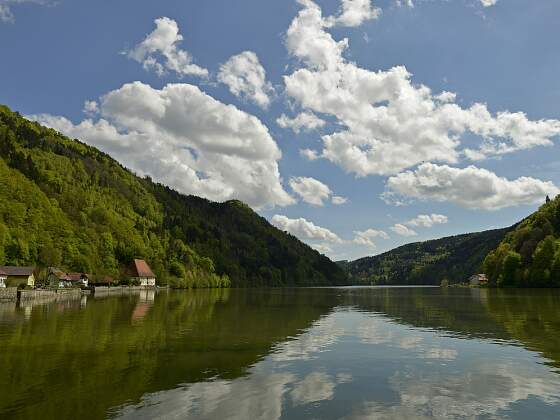 Flusskreuzfahrten - Donaulandschaft