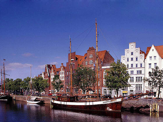 Lübeck: Museumshafen